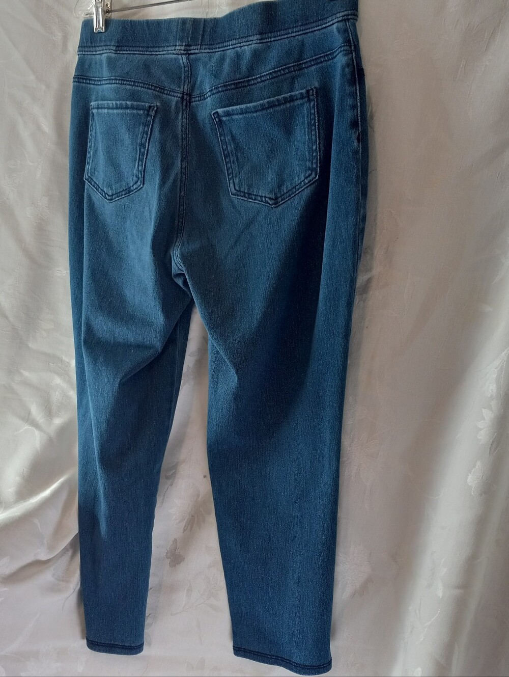 Time And Tru Women’s Dark Blue Pull-On Stretch Jeans Size Large 12-14 - Picture 2 of 3
